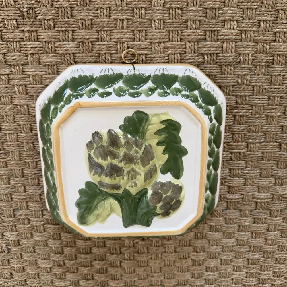 Vintage Ceramic Artichoke Mold Wall Hanging 8” X 8” Italian